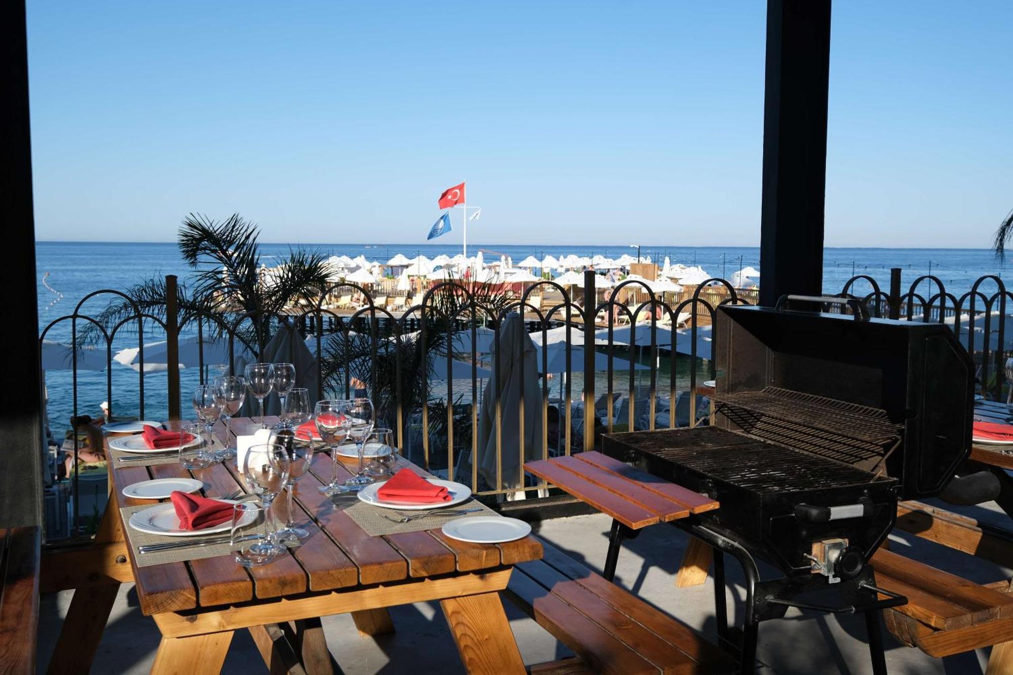 Doubletree By Hilton Antalya-Kemer All-Inclusive Resort Εξωτερικό φωτογραφία